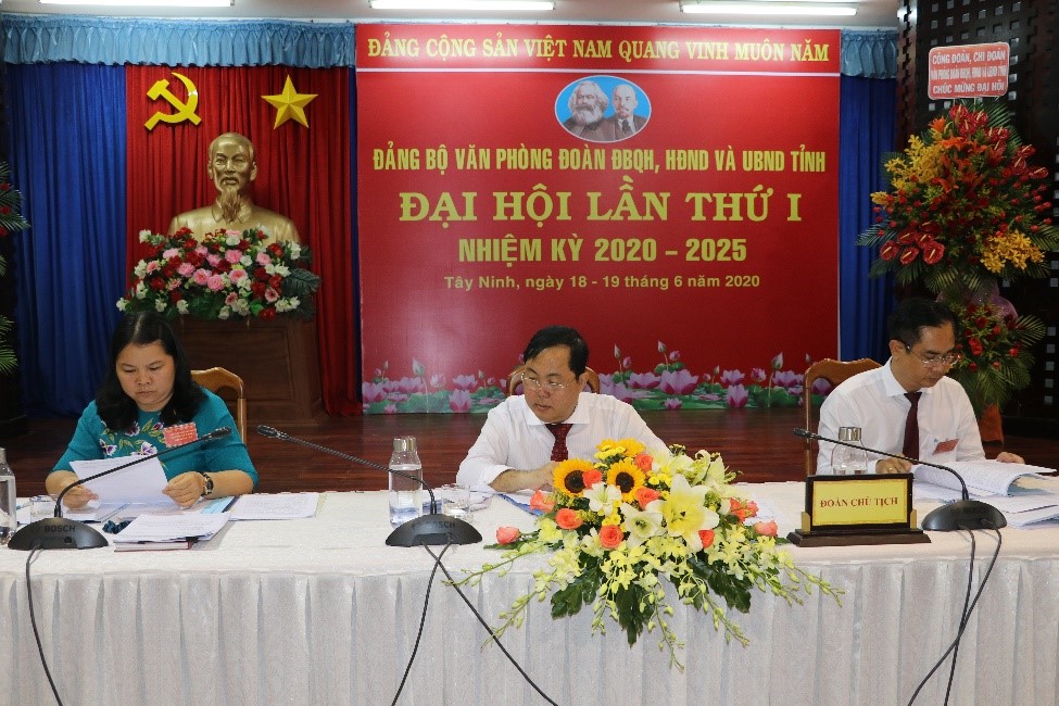 KhaimacDaiHoiDangVanphong-4.jpg