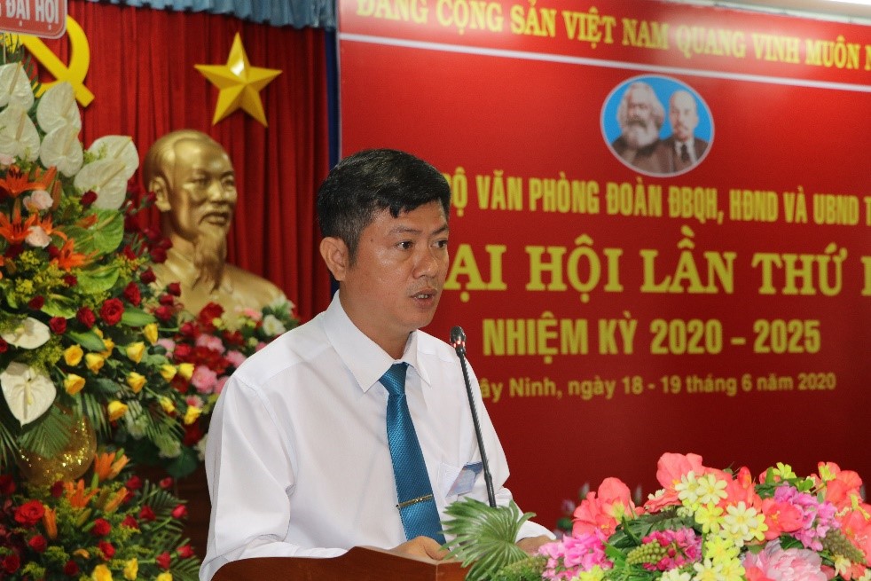 KhaimacDaiHoiDangVanphong-5.jpg